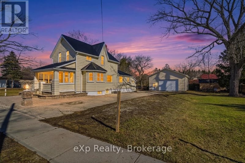 192 William Street West, North Middlesex (Parkhill), Ontario, N0M2K0, North Middlesex (Parkhill), Ontario — photo 1 of 5