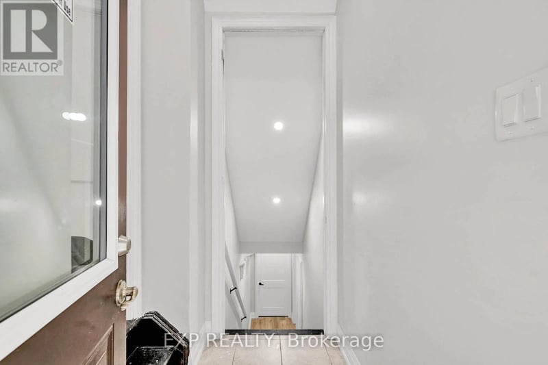 #Unit B 448 Dougall Avenue, Caledon, Ontario, L7C4A6, Caledon, Ontario — photo 1 of 5