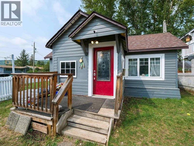 201 LEWIS Drive, Quesnel, British Columbia, V2J1J9, Quesnel, British Columbia — photo 1 of 5