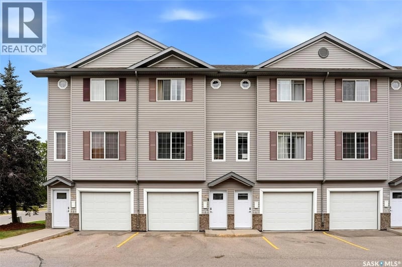 3754 Cormorant DRIVE E, Regina, Saskatchewan, S4N7R8, Regina, Saskatchewan — photo 1 of 5