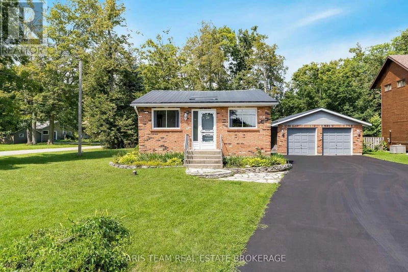 26 Big Bay Point Road, Innisfil, Ontario, L9S2N9, Innisfil, Ontario — photo 1 of 5