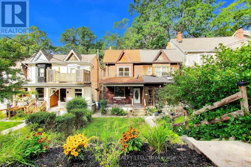 150 Beech Avenue, Toronto (The Beaches), Ontario, M4E3H6, Toronto (The Beaches), Ontario — photo 1 of 5