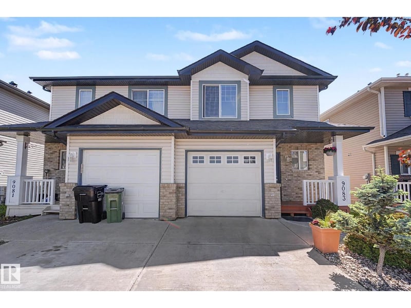 9083 Scott CR NW, Edmonton, Alberta, T6R0E7, Edmonton, Alberta — photo 1 of 5