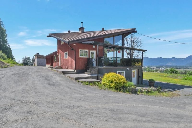 51860 HACK-BROWN Road, Chilliwack, British Columbia, V4Z1L1, Chilliwack, British Columbia — photo 1 of 5