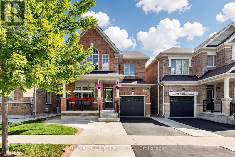 13 Fringetree Road, Brampton (Sandringham-Wellington North), Ontario, L6R3V8, Brampton (Sandringham-Wellington North), Ontario — photo 1 of 5