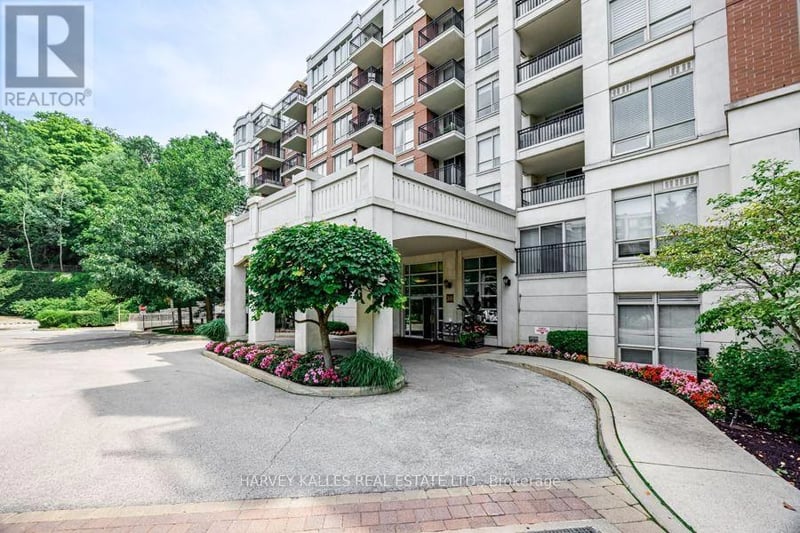 #317 38 William Carson Crescent, Toronto (St. Andrew-Windfields), Ontario, M2P2H2, Toronto (St. Andrew-Windfields), Ontario — photo 1 of 5