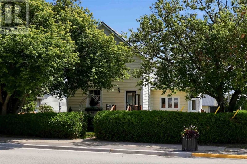 219 Main ST, Thessalon, Ontario, P0R1L0, Thessalon, Ontario — photo 1 of 5