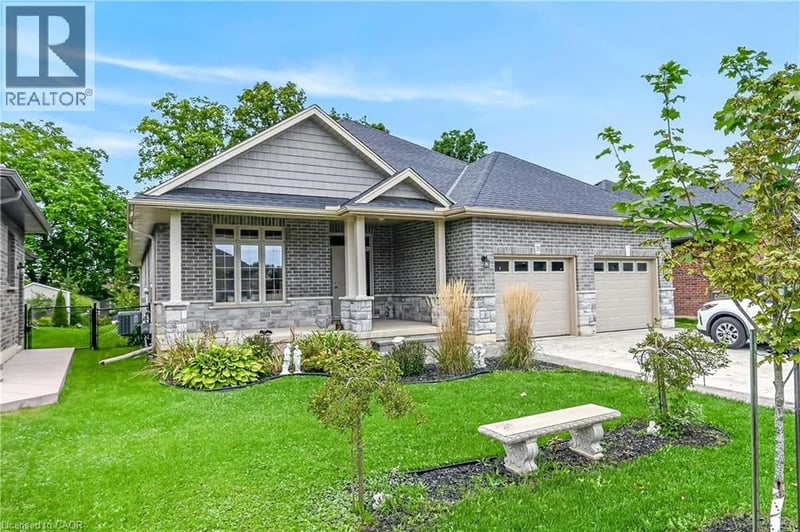31 SYCAMORE Drive, Port Dover, Ontario, N0A1N6, Port Dover, Ontario — photo 1 of 5
