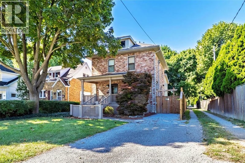 74 ROBERTSON Avenue, Chatham, Ontario, N7M3A6, Chatham, Ontario — photo 1 of 5