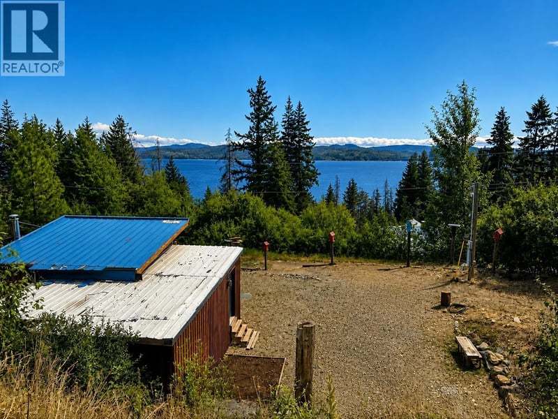 1278 Lee Creek Drive, Lee Creek, British Columbia, V0E1M4, Lee Creek, British Columbia — photo 1 of 5