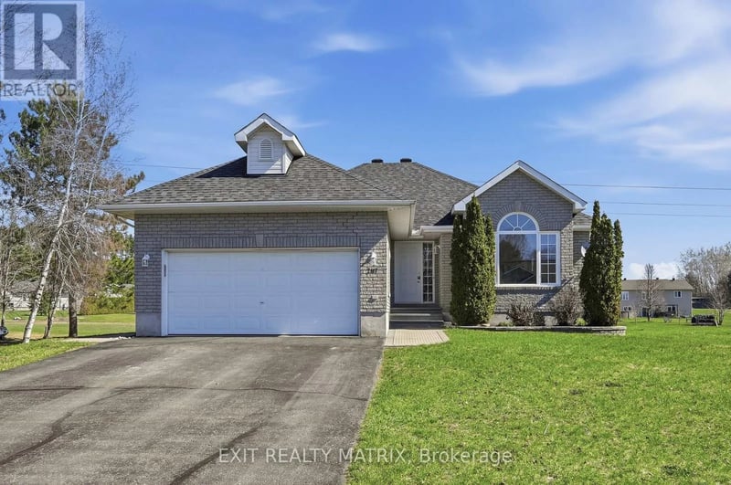 2117 Lemery Street, Clarence-Rockland, Ontario, K0A1E0, Clarence-Rockland, Ontario — photo 1 of 5