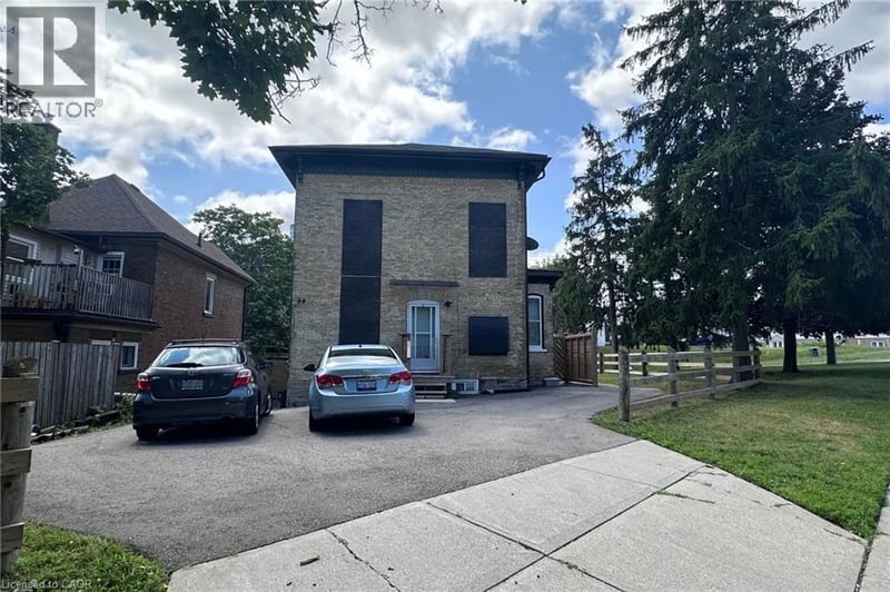 #A (Lower) 10 SHANLEY Street, Kitchener, Ontario, N2H5N8, Kitchener, Ontario — photo 1 of 5