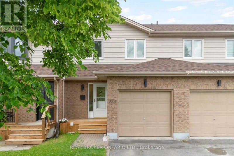 223 Jamieson Street, Mississippi Mills, Ontario, K0A1A0, Mississippi Mills, Ontario — photo 1 of 5