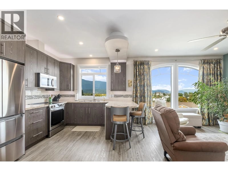 #27 1070 1 Street Southeast, Salmon Arm, British Columbia, V1E0B6, Salmon Arm, British Columbia — photo 1 of 5