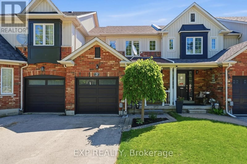 3 Battenberg Court, East Gwillimbury (Mt Albert), Ontario, L0G1M0, East Gwillimbury (Mt Albert), Ontario — photo 1 of 5