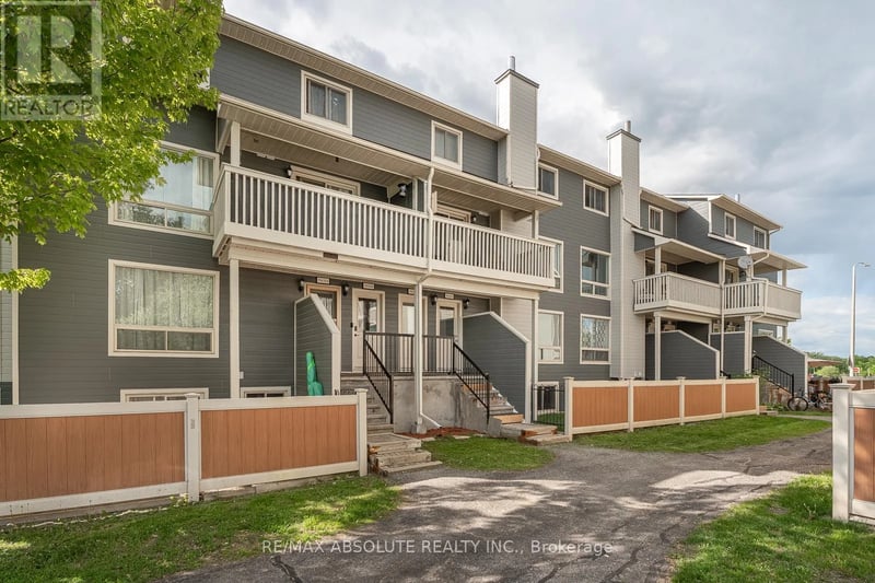 #56A 794 St. Andre Drive, Ottawa, Ontario, K1C4R4, Ottawa, Ontario — photo 1 of 5