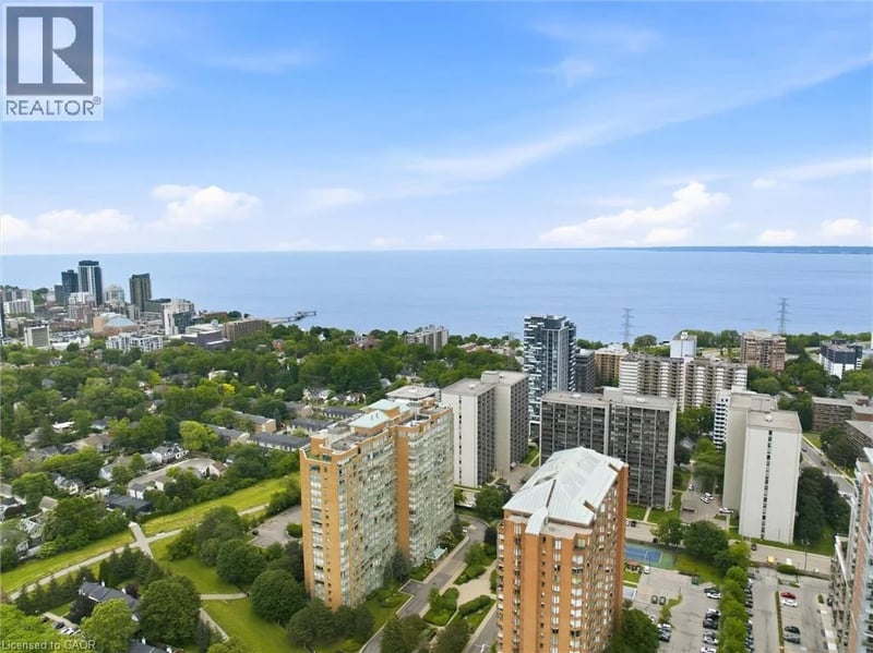 #110 1276 MAPLE CROSSING Boulevard, Burlington, Ontario, L7S2J9, Burlington, Ontario — photo 1 of 5