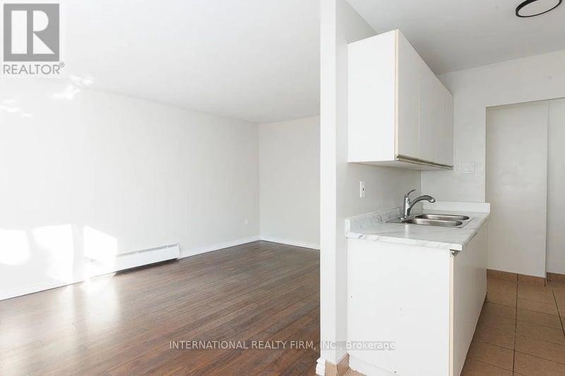 #204 93 High Street, London South (South F), Ontario, N6C4J8, London South (South F), Ontario — photo 1 of 5