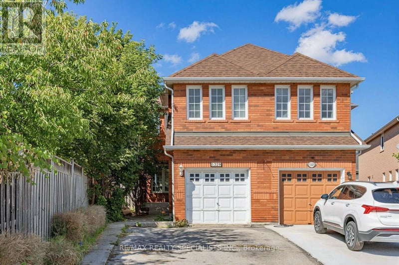 1329 Whiffletree Court, Mississauga (Meadowvale Village), Ontario, L5N7R1, Mississauga (Meadowvale Village), Ontario — photo 1 of 5