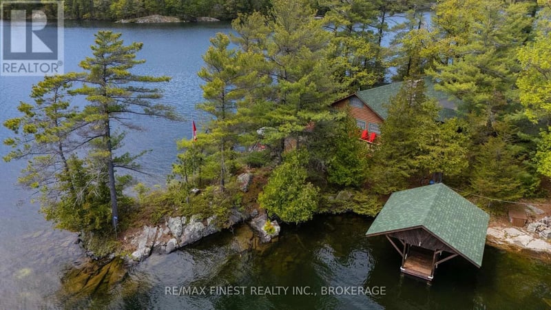 20800 Horseshoe Island, Frontenac (Frontenac South), Ontario, K0H1H0, Frontenac (Frontenac South), Ontario — photo 1 of 5