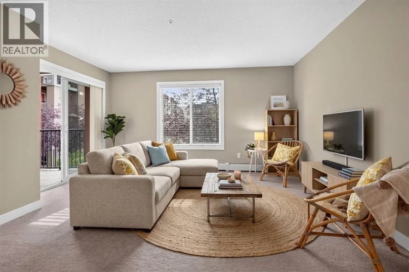 403 Mackenzie Way Southwest, Airdrie, Alberta, T4B3V7, Airdrie, Alberta — photo 1 of 5