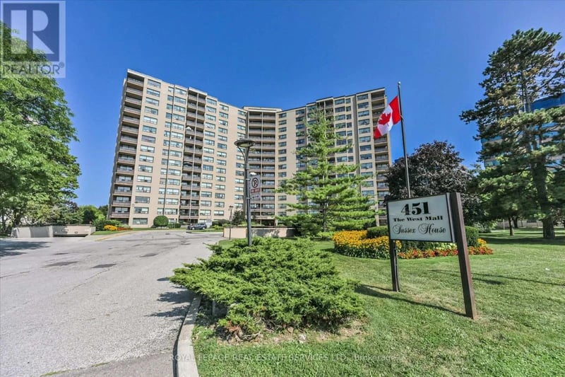 #1518 451 The West Mall, Toronto (Etobicoke West Mall), Ontario, M9C1G1, Toronto (Etobicoke West Mall), Ontario — photo 1 of 5