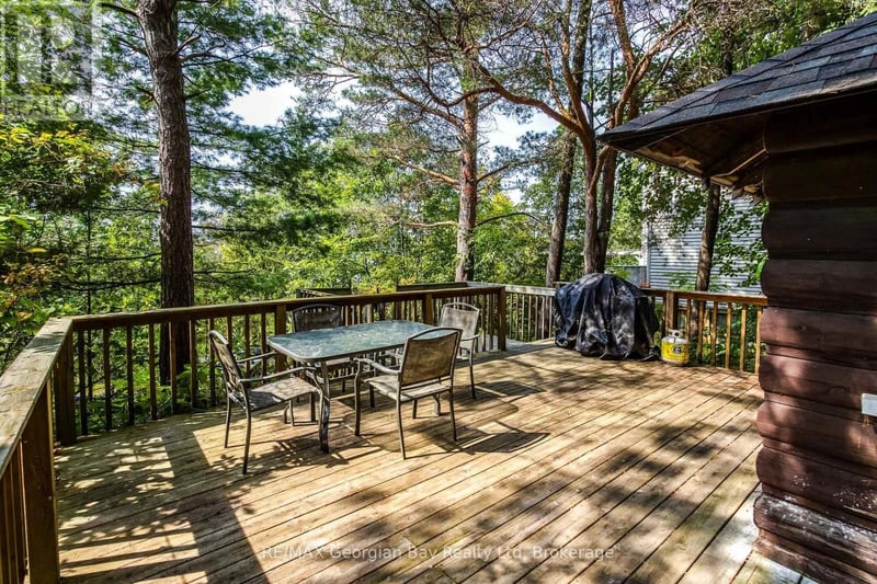 68 Tiny Beaches Road South, Tiny, Ontario, L0L2J0, Tiny, Ontario — photo 1 of 5