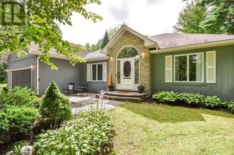 2604 The Birches Road, Severn, Ontario, L0K2B0, Severn, Ontario — photo 1 of 5