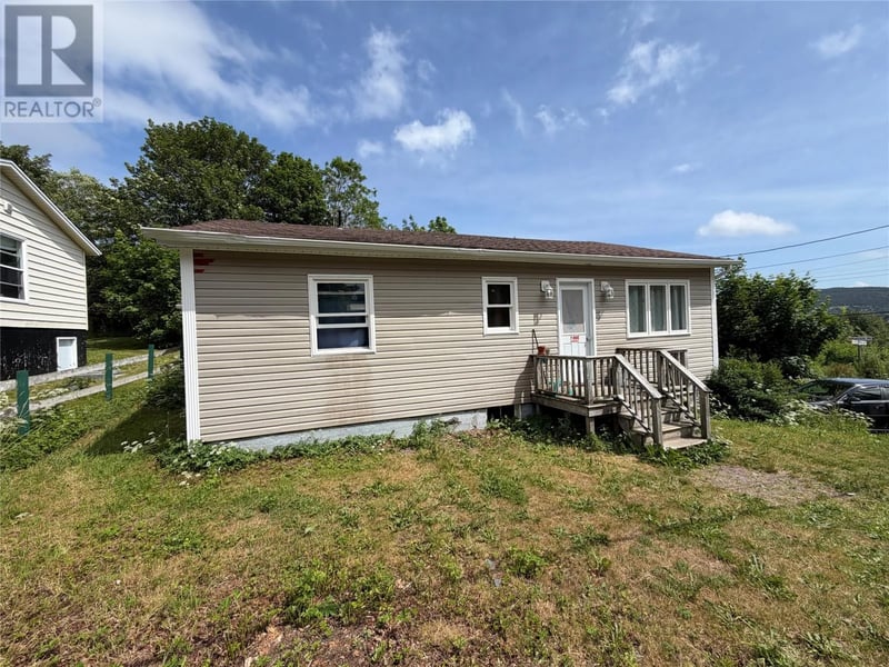 8 St Clare Avenue, Carbonear, Newfoundland & Labrador, A1Y1B8, Carbonear, Newfoundland & Labrador — photo 1 of 5