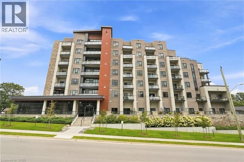 #501 30 HAMILTON Street South, Waterdown, Ontario, L8B1V8, Waterdown, Ontario — photo 1 of 5