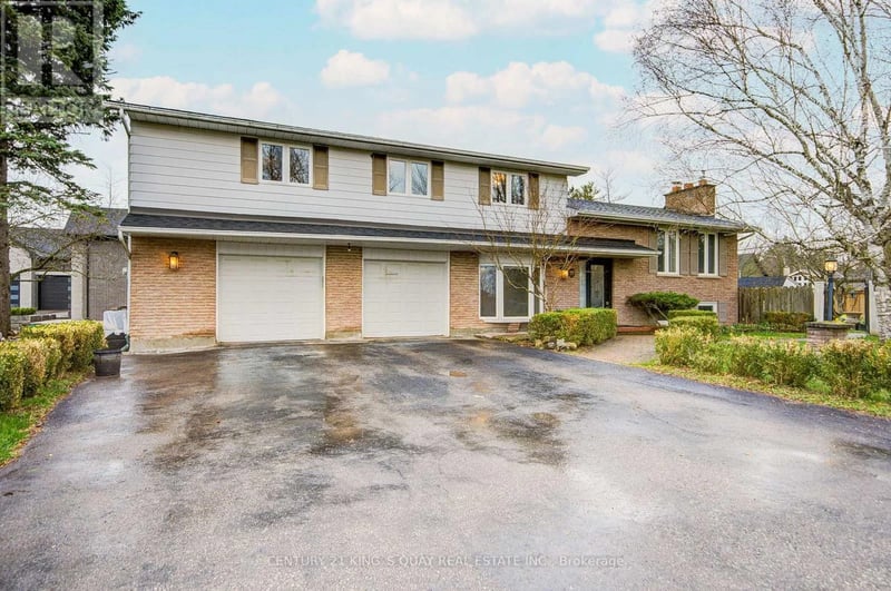 11 George Street, East Gwillimbury (Sharon), Ontario, L0G1V0, East Gwillimbury (Sharon), Ontario — photo 1 of 5