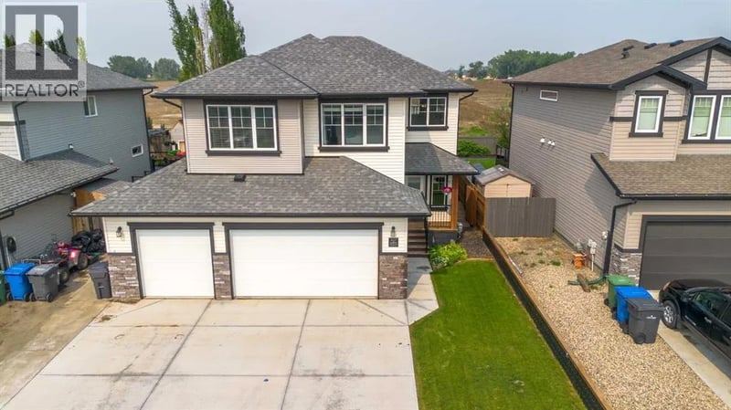 107 Westgate Drive, Coaldale, Alberta, T1M0E1, Coaldale, Alberta — photo 1 of 5