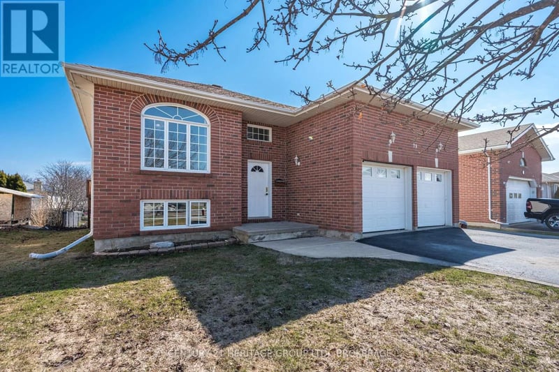 79 SPEERS Boulevard, Loyalist (Amherstview), Ontario, K7N1Y8, Loyalist (Amherstview), Ontario — photo 1 of 5