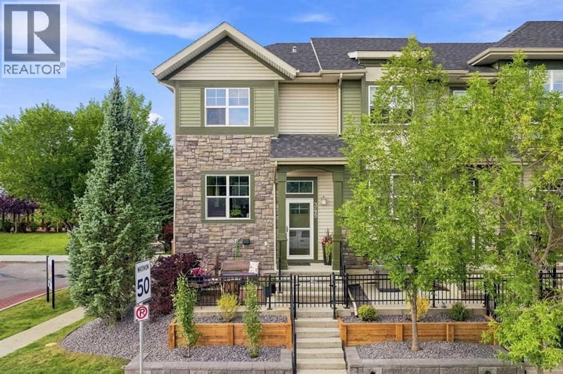 345 Mckenzie Towne Gate Southeast, Calgary, Alberta, T2Z1C8, Calgary, Alberta — photo 1 of 5