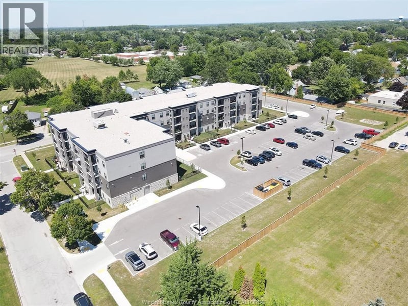 #319 207 BROCK, Amherstburg, Ontario, N9V2H3, Amherstburg, Ontario — photo 1 of 5