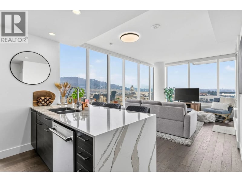 #1102 1181 Sunset Drive, Kelowna, British Columbia, V1Y0J4, Kelowna, British Columbia — photo 1 of 5