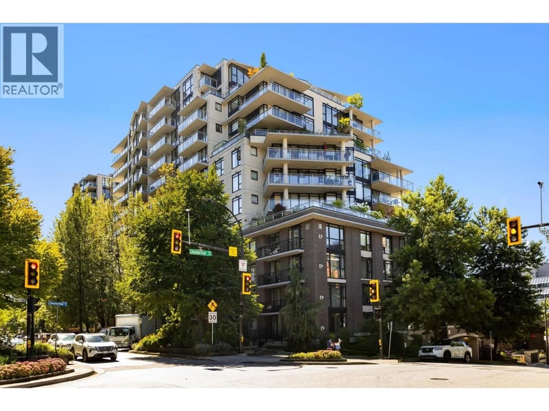 #205 175 1ST Street, North Vancouver, British Columbia, V7M3N9, North Vancouver, British Columbia — photo 1 of 5