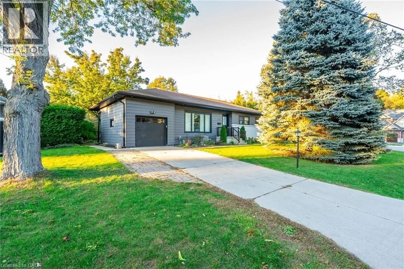 #2 232 ROSEMARY Lane, Hamilton, Ontario, L9G2K7, Hamilton, Ontario — photo 1 of 5