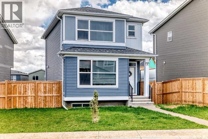 36 Howse Heights Northeast, Calgary, Alberta, T3P1P1, Calgary, Alberta — photo 1 of 5