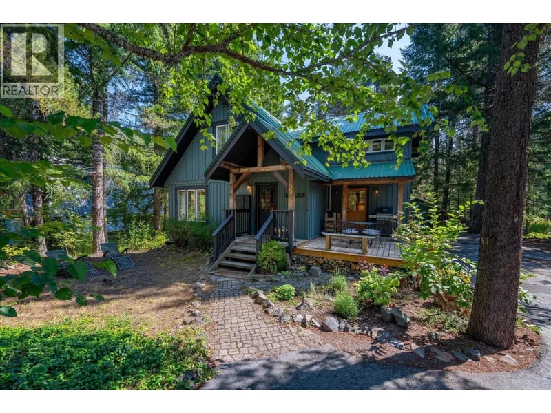 5 GARIBALDI Drive, Whistler, British Columbia, V8E0A7, Whistler, British Columbia — photo 1 of 5