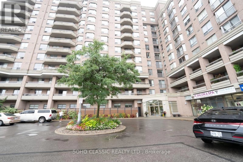 #809 1700 Eglinton Avenue East, Toronto (Victoria Village), Ontario, M4A2X4, Toronto (Victoria Village), Ontario — photo 1 of 5
