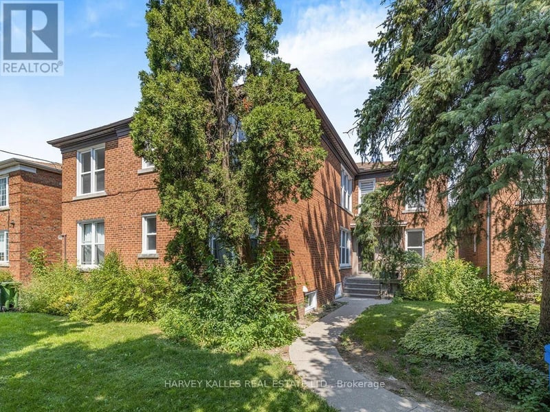 #4 8 Markdale Avenue, Toronto (Humewood-Cedarvale), Ontario, M6C1S9, Toronto (Humewood-Cedarvale), Ontario — photo 1 of 5
