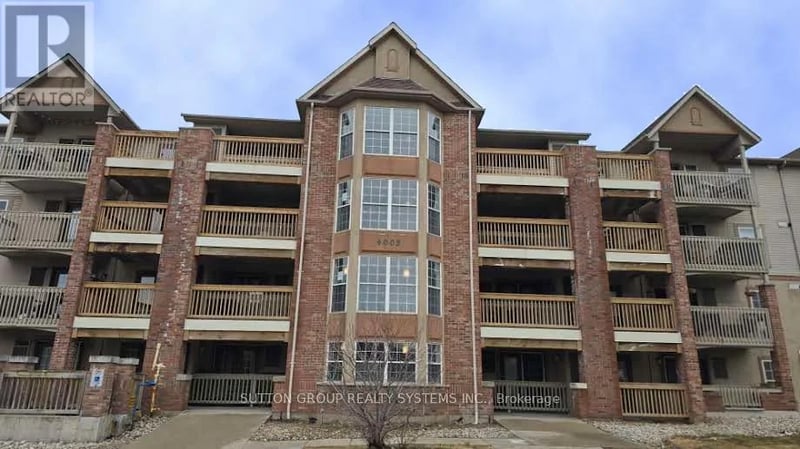 #301 4005 Kilmer Drive, Burlington (Tansley), Ontario, L7M4M2, Burlington (Tansley), Ontario — photo 1 of 5