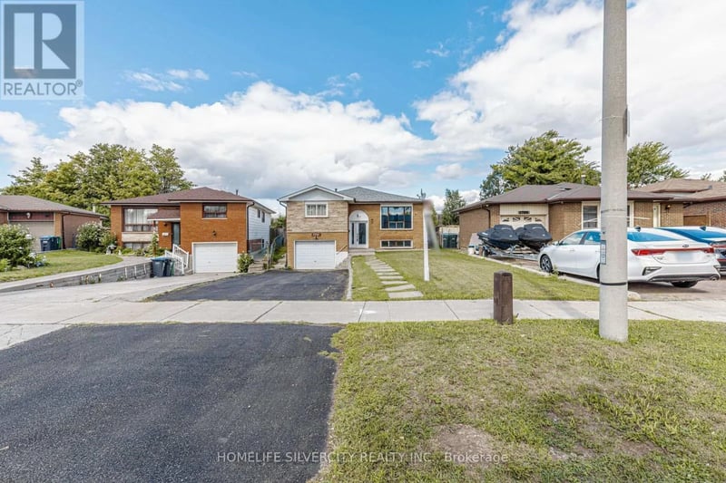 3701 Keenan Crescent, Mississauga (Malton), Ontario, L4T3M1, Mississauga (Malton), Ontario — photo 1 of 5