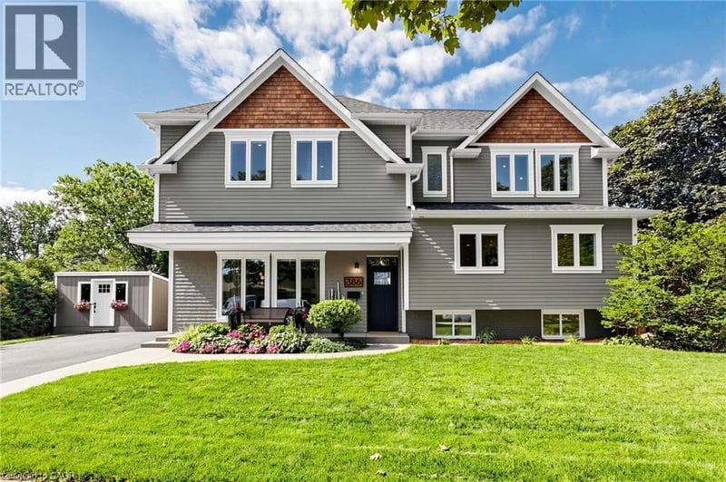 386 COSBURN Crescent, Burlington, Ontario, L7L2W6, Burlington, Ontario — photo 1 of 5
