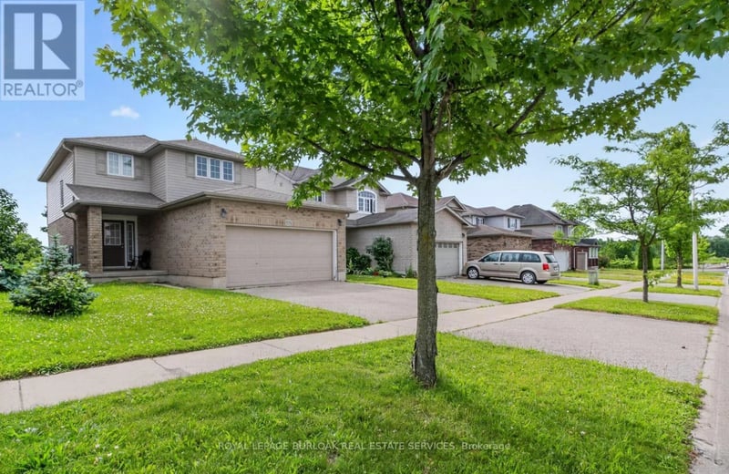 571 Champlain Avenue, Woodstock (Woodstock - South), Ontario, N4V0A6, Woodstock (Woodstock - South), Ontario — photo 1 of 5