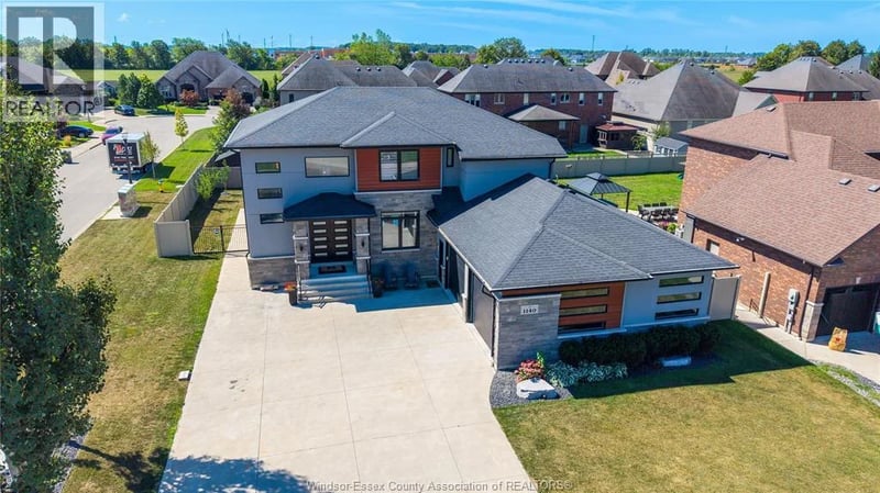 1140 REGENCY Crescent, Lakeshore, Ontario, N8L0W6, Lakeshore, Ontario — photo 1 of 5