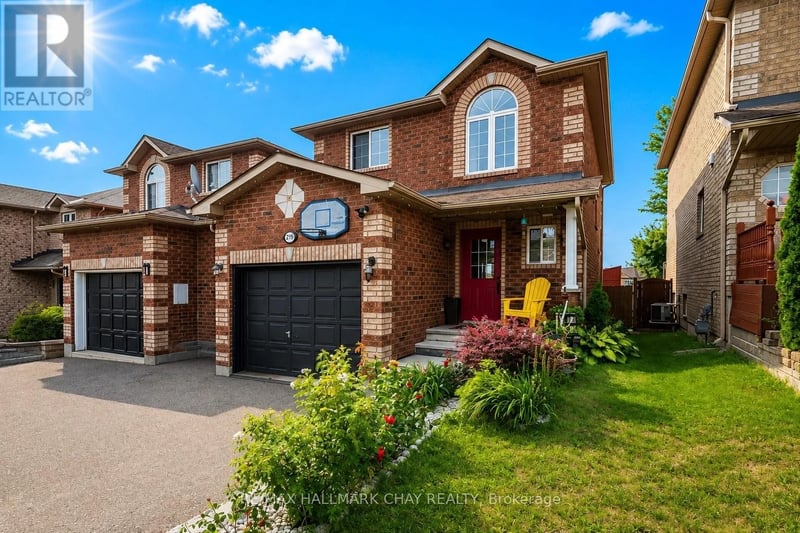 2194 Batters Loop, Innisfil (Alcona), Ontario, L9S0C8, Innisfil (Alcona), Ontario — photo 1 of 5