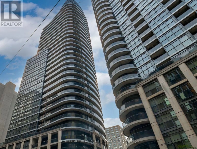 #603 25 Carlton Street, Toronto (Church-Yonge Corridor), Ontario, M5B1L4, Toronto (Church-Yonge Corridor), Ontario — photo 1 of 5