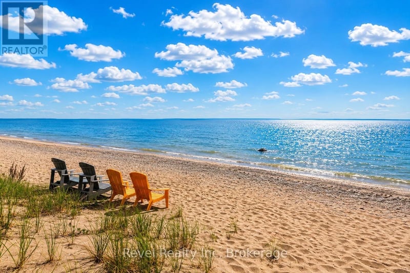 731 Concession 15 West, Tiny, Ontario, L9M0H7, Tiny, Ontario — photo 1 of 5
